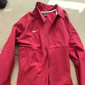 NWT Adjustable Fleece Lined Burgundy Nike Mens Jacket